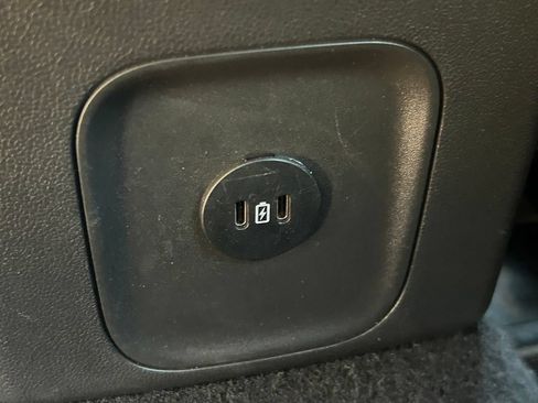 Used 2025 Ford Escape ST-Line FWD image 19