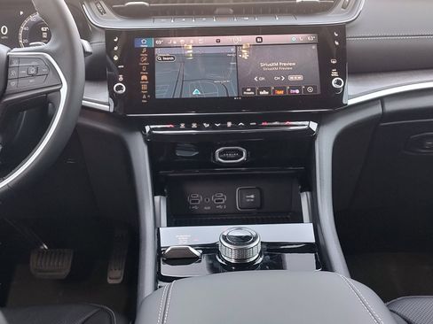 New 2026 Jeep Grand Cherokee Limited Reserve image 13