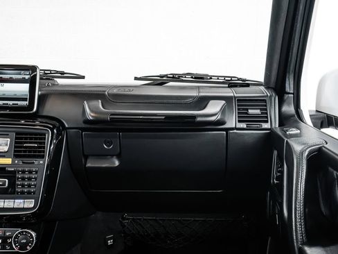 Used 2016 Mercedes-Benz G 63 AMG 4MATIC image 29
