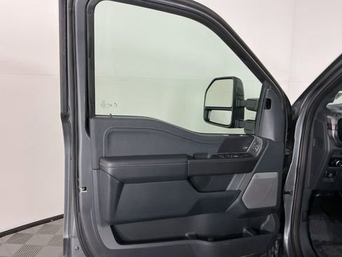 Used 2025 Ford F150 Lariat w/ Bed Utility Package image 15