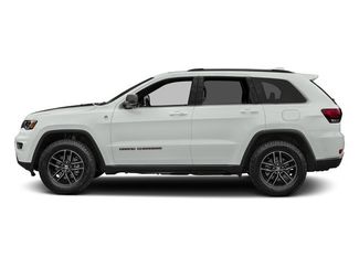 Used 2017 Jeep Grand Cherokee Trailhawk AWD/4WD video 3