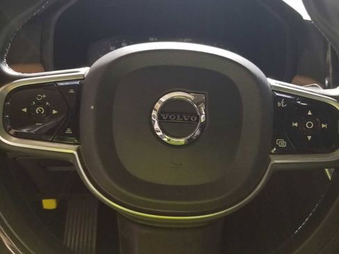 Used 2017 Volvo S90 T6 Inscription w/ Vision Package image 11