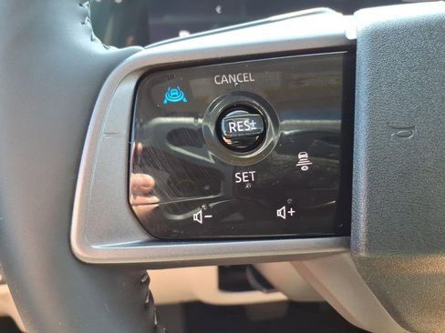 Used 2025 Nissan Murano SL AWD/4WD image 19