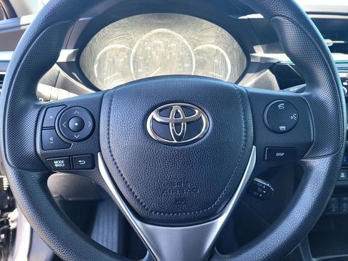 Used 2015 Toyota Corolla LE Premium FWD image 25