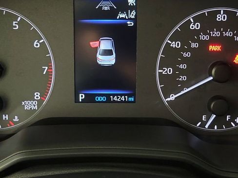 Used 2025 Toyota Corolla LE FWD image 2