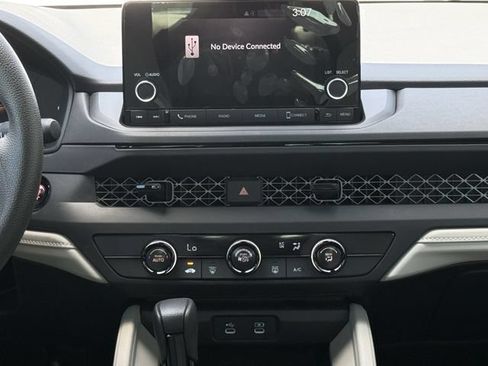Used 2025 Honda Accord LX image 17