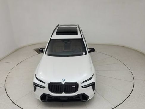 Used 2023 BMW X7 M60i AWD/4WD image 14