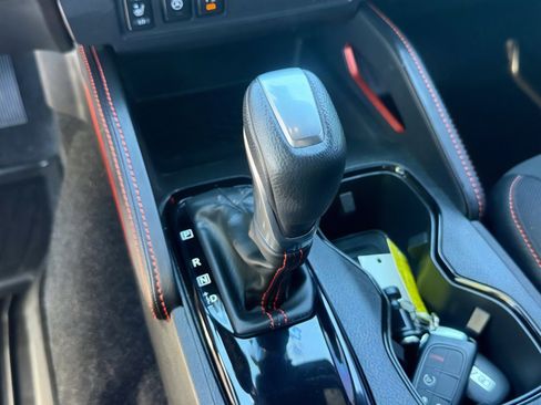 Used 2024 Nissan Frontier PRO-4X w/ Pro Convenience Package image 15