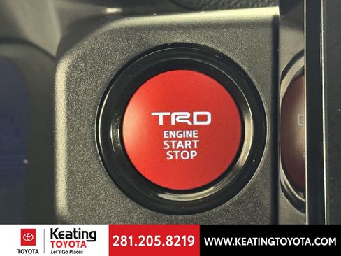 Certified 2025 Toyota Tacoma TRD Sport image 30