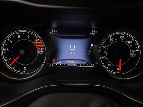 Used 2019 Jeep Cherokee Limited image 20