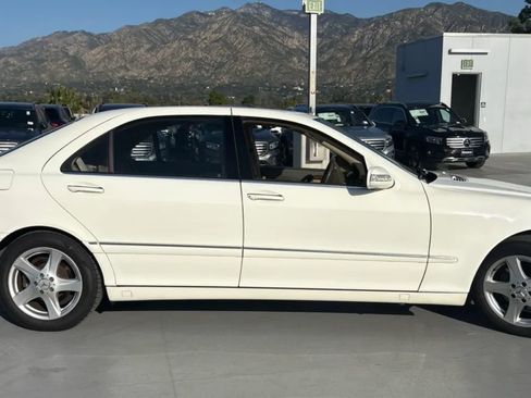 Used 2004 Mercedes-Benz S 500 S 500 Sedan 4D image 2