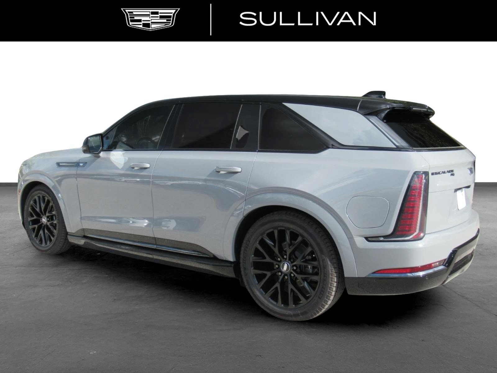 New 2026 Cadillac Escalade IQ Sport 2 w/ LPO, ONYX Package AWD/4WD image 4