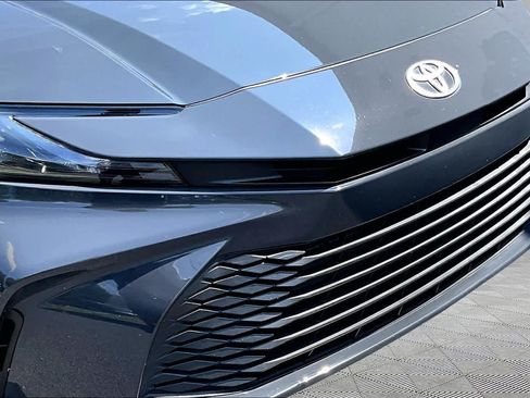 Used 2025 Toyota Camry LE FWD image 29