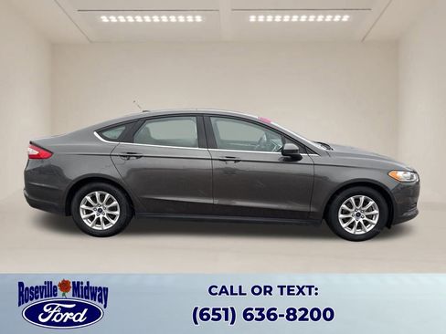 Used 2016 Ford Fusion S image 9
