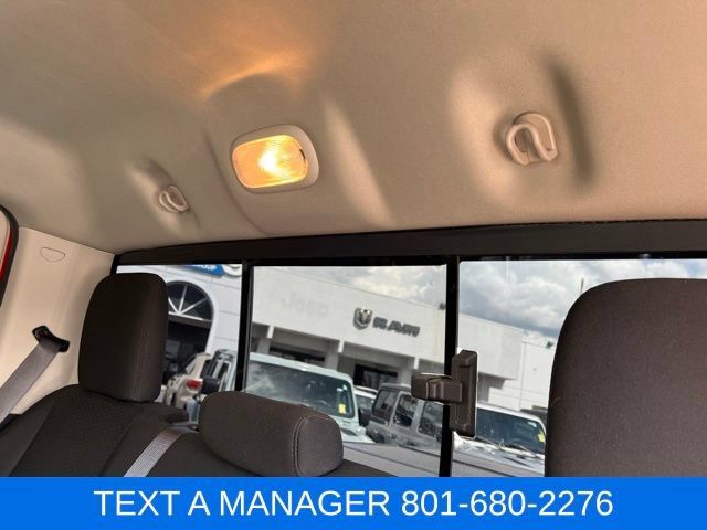 Used 2020 RAM 1500 Warlock w/ Electronics Group AWD/4WD image 43