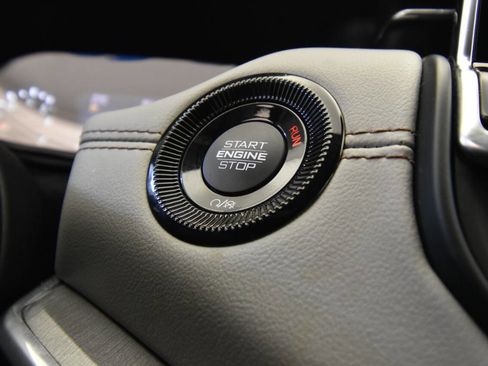 Used 2022 Jeep Compass Limited image 58