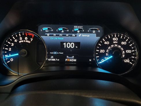 Used 2020 Ford F150 Lariat image 23