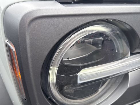 Used 2023 Ford Bronco Badlands w/ Sasquatch Package image 20