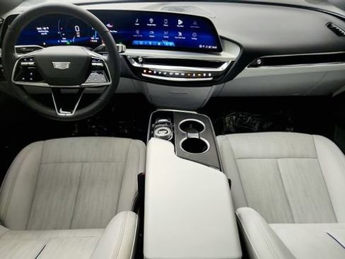 Used 2024 Cadillac Lyriq Luxury AWD/4WD image 53