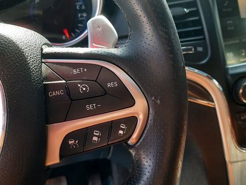 Used 2014 Jeep Grand Cherokee SRT AWD/4WD image 16
