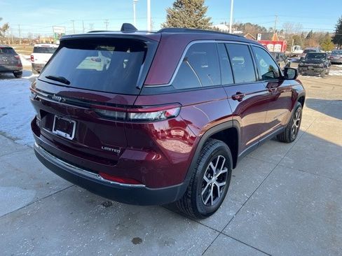 Certified 2025 Jeep Grand Cherokee Limited image 6