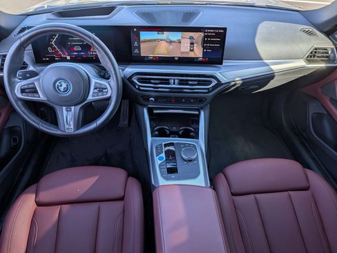 Certified 2023 BMW i4 eDrive40 w/ M Sport Package image 28