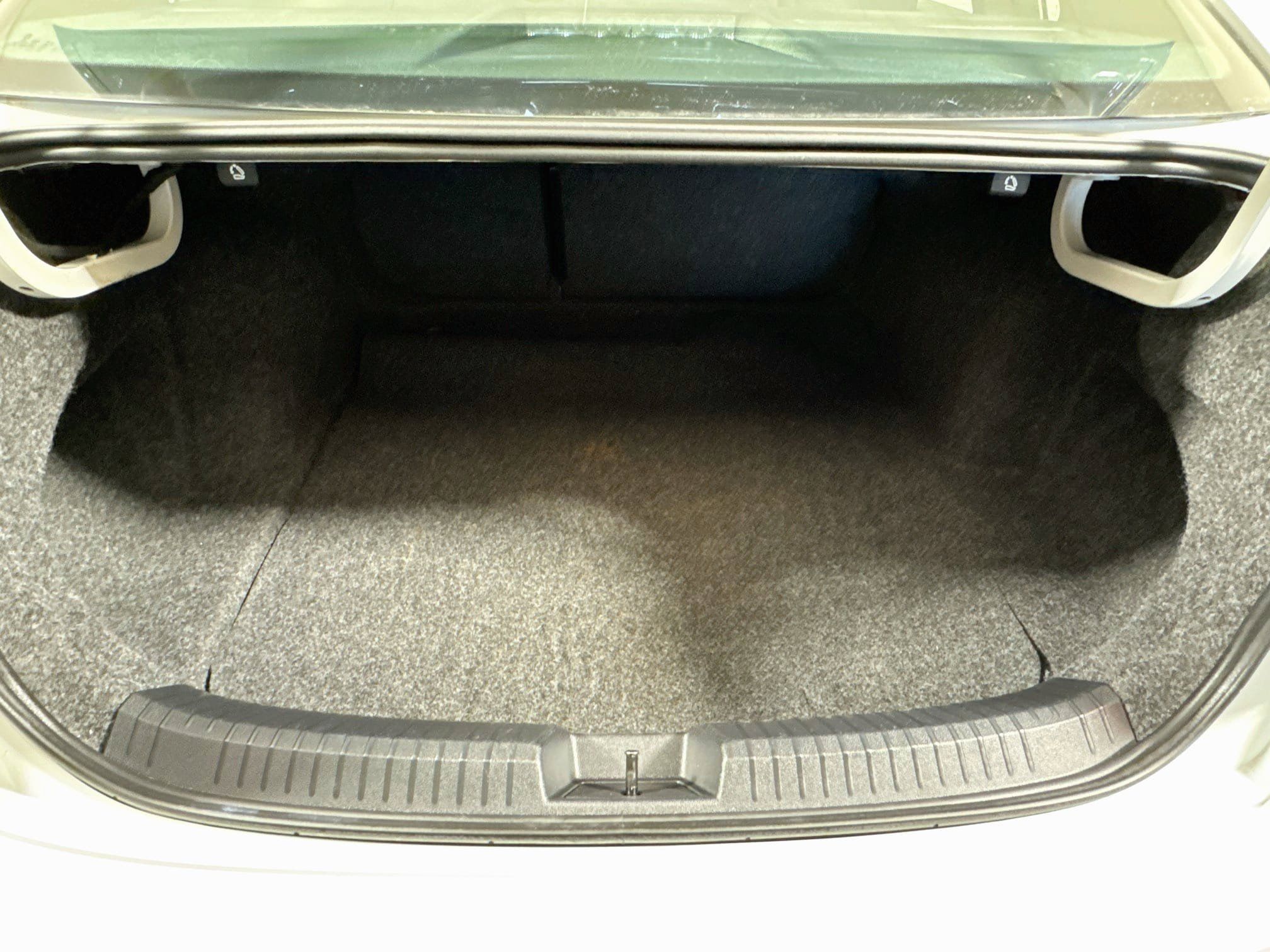 Used 2025 Volkswagen Jetta Sport FWD image 23