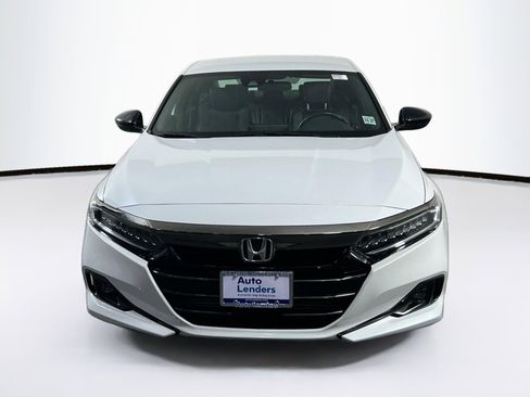 Used 2022 Honda Accord Sport image 2