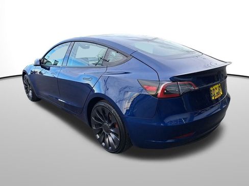 Used 2023 Tesla Model 3 Performance image 3