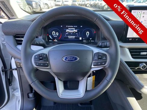 New 2025 Ford Explorer Active image 14