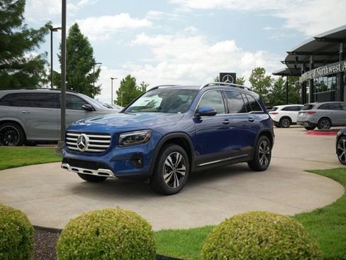 Certified 2026 Mercedes-Benz GLB 250 4MATIC image 3