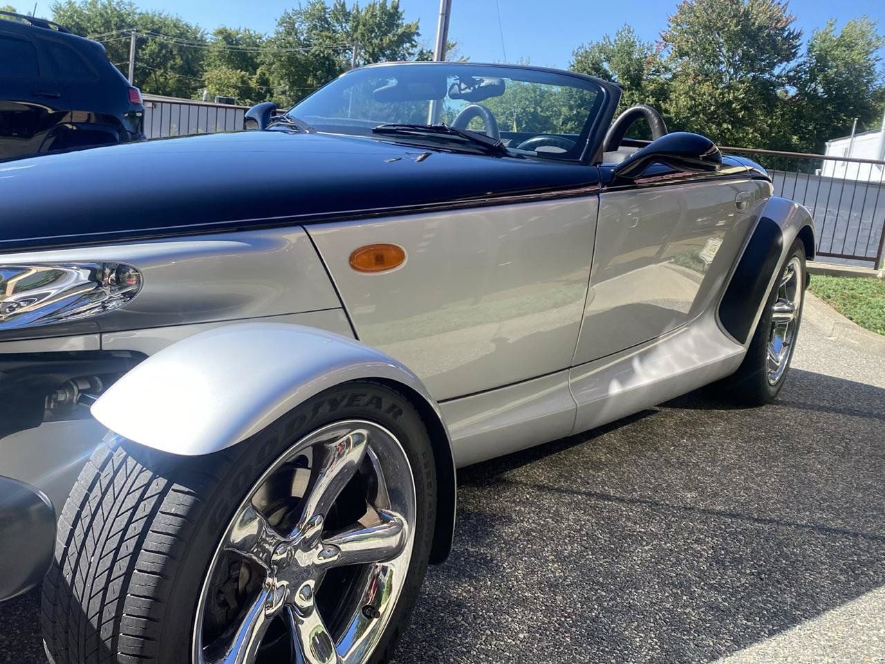 Used 2001 Plymouth Prowler RWD image 19
