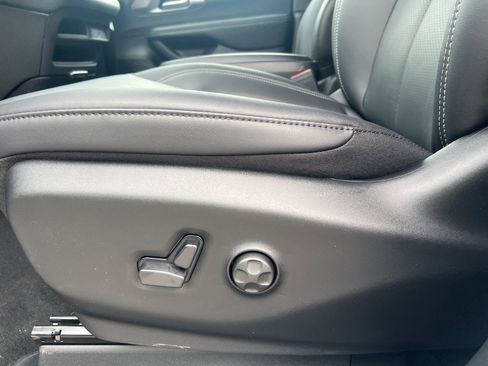 New 2026 Chrysler Pacifica Select image 22