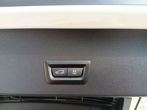 Used 2025 BMW X3 xDrive30i w/ M Sport Package image 8