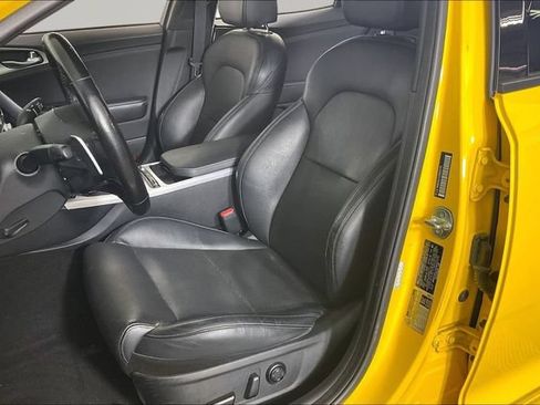 Used 2018 Kia Stinger GT AWD/4WD image 17