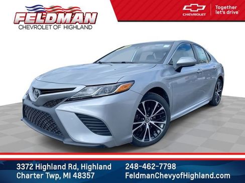 Used 2019 Toyota Camry SE image 1