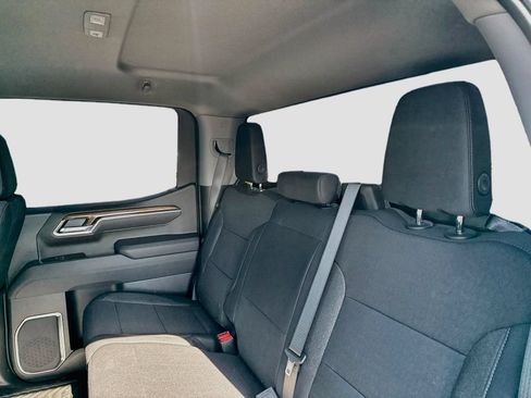 Used 2026 Chevrolet Silverado 1500 LT AWD/4WD image 23