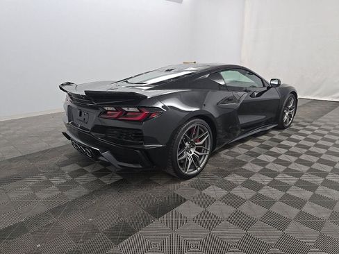 Used 2025 Chevrolet Corvette Z06 RWD image 8