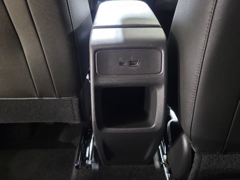 Used 2025 Chevrolet Trax LT w/ Driver Confidence Package FWD image 16