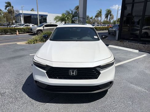 Used 2023 Honda Accord Sport image 3