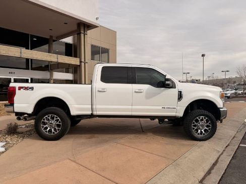 Used 2021 Ford F250 Lariat w/ Lariat Value Package image 40