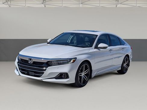 Used 2022 Honda Accord Touring image 7