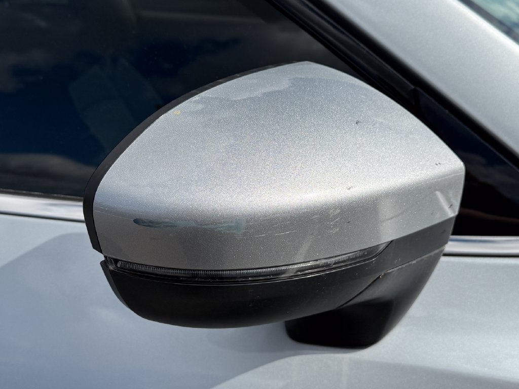 Used 2022 Nissan Pathfinder SV FWD image 21