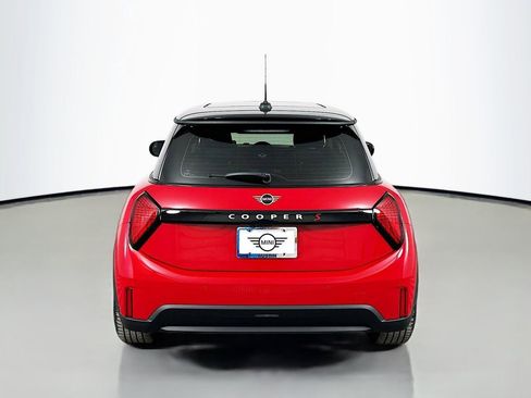 Certified 2025 MINI Cooper S image 6