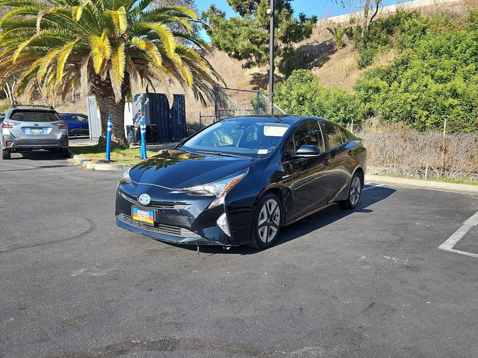 Used 2017 Toyota Prius Three Touring w/ Carpet Mat Package FWD image 3