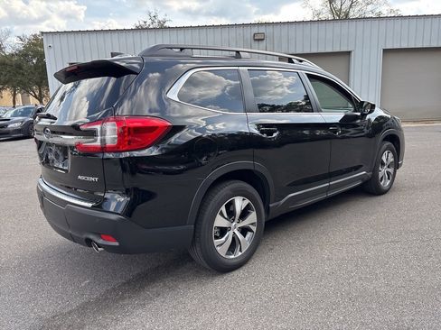 Used 2025 Subaru Ascent Premium image 23