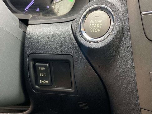 Used 2013 Lexus IS 350C image 15