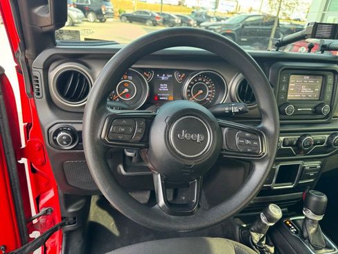 Used 2021 Jeep Gladiator Sport w/ Trailer Tow Package image 13