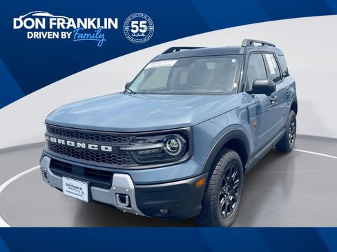 Used 2025 Ford Bronco Sport Badlands AWD/4WD image 1