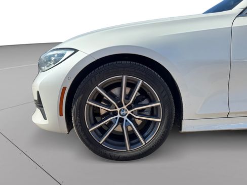 Used 2021 BMW 330i Sedan RWD image 9